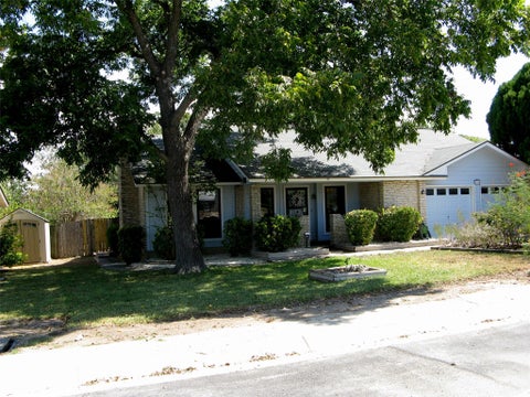 Photo of 504 Greenway DR, Pflugerville, TX 78660 (MLS # 8629105)