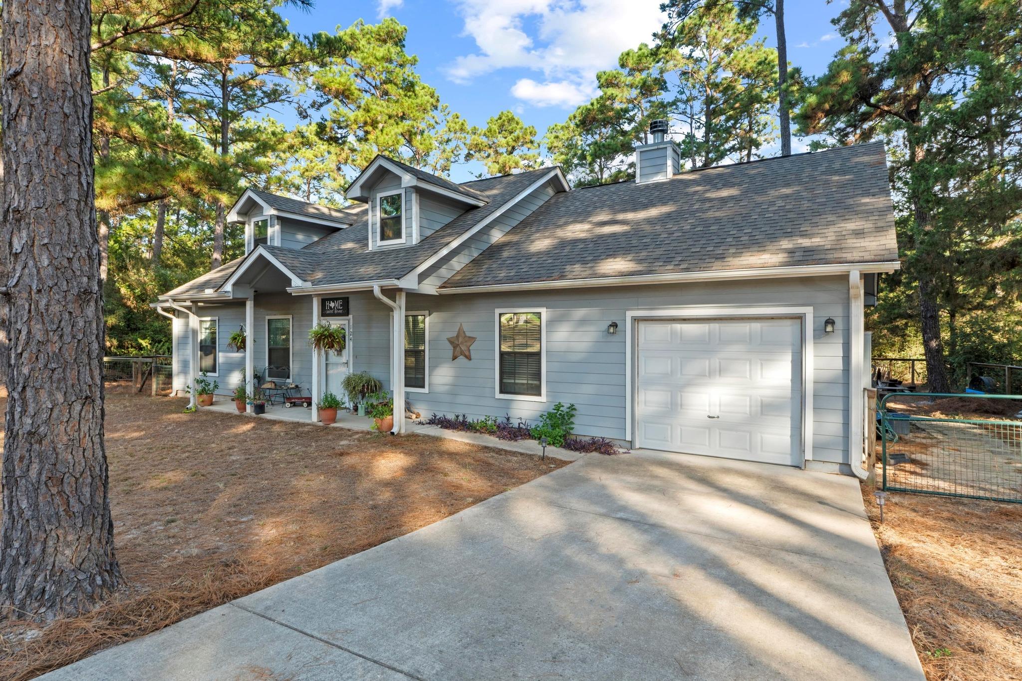 124 Pony Grass LN