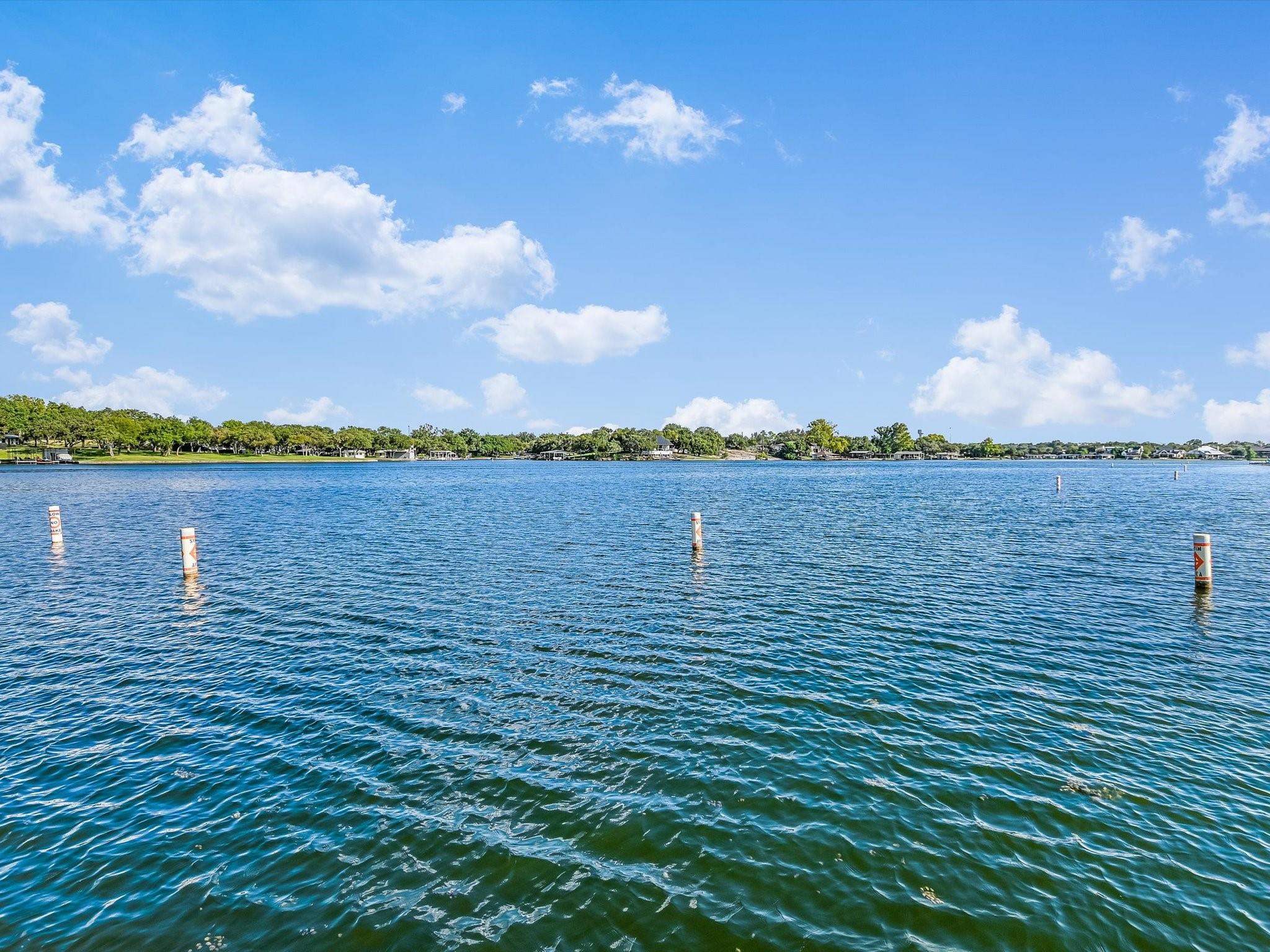 Marble Falls, Texas 78654, United States, 3 Bedrooms Bedrooms, ,2 BathroomsBathrooms,Residential,Pending,42756