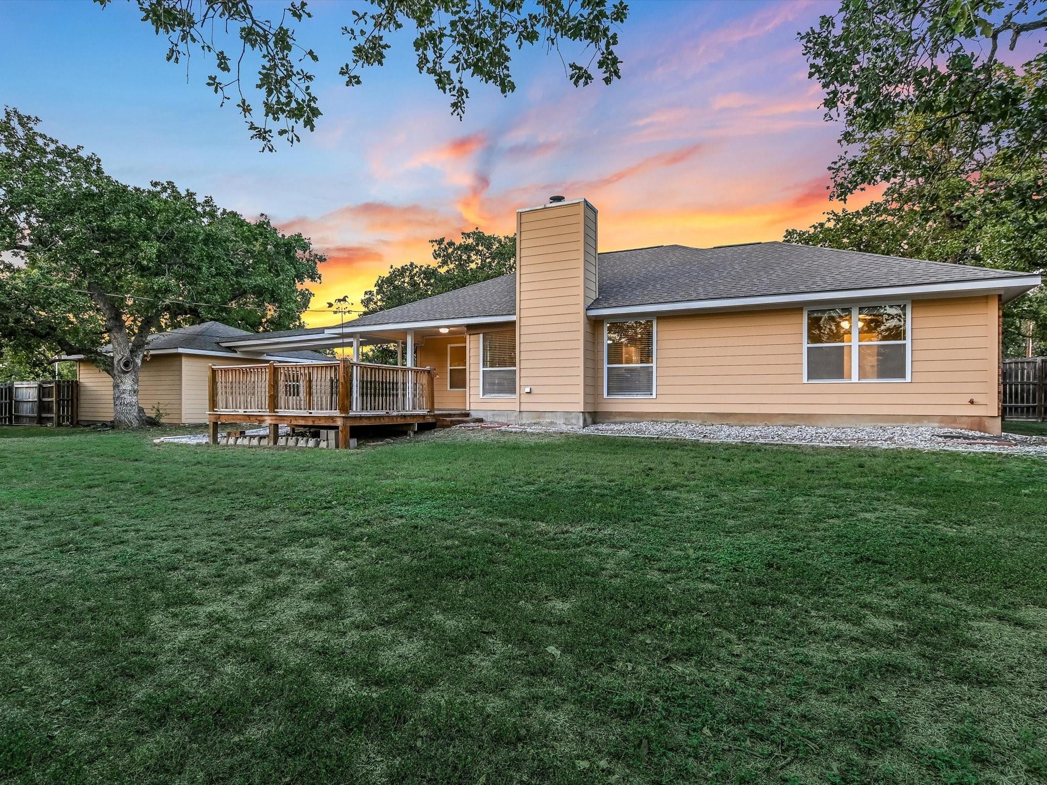 Marble Falls, Texas 78654, United States, 3 Bedrooms Bedrooms, ,2 BathroomsBathrooms,Residential,Pending,42756