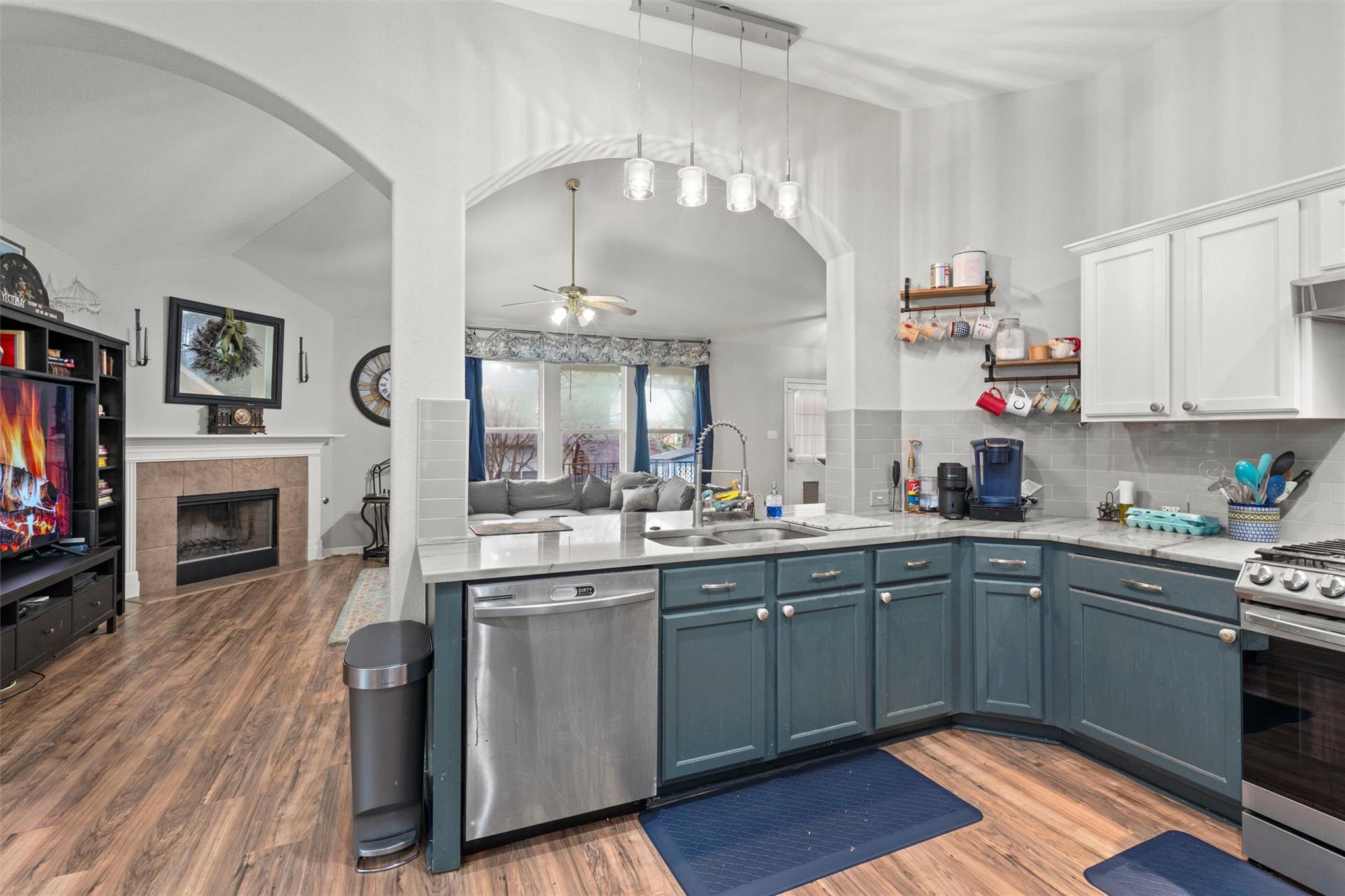 Georgetown, Texas 78626, United States, 3 Bedrooms Bedrooms, ,3 BathroomsBathrooms,Residential,Active,100098