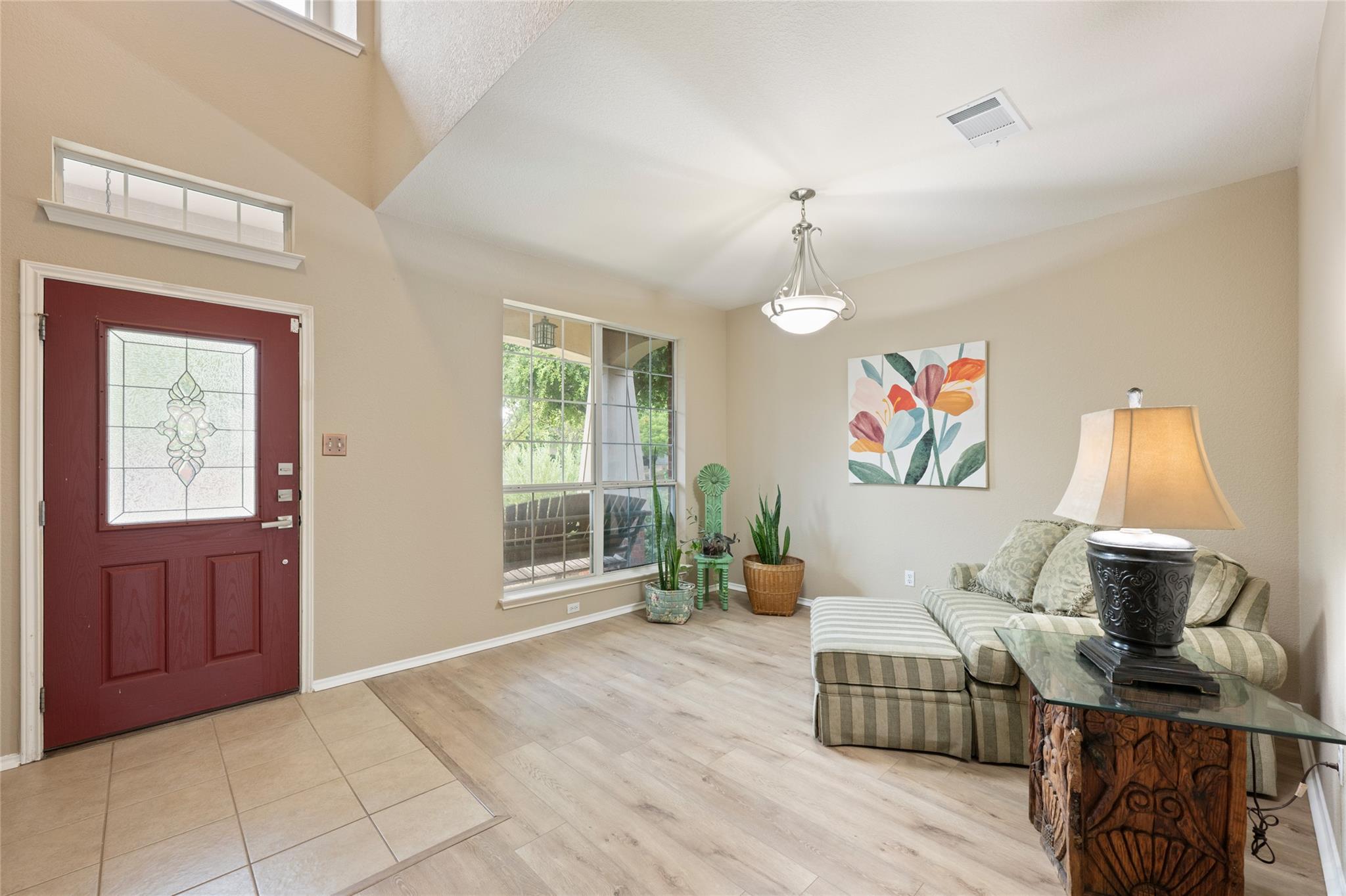 2405 Rachel CT