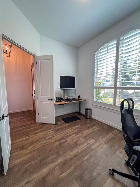 Tiny photo for 7615 Desert Needle DR, Lago Vista, TX 78645 (MLS # 2983571)