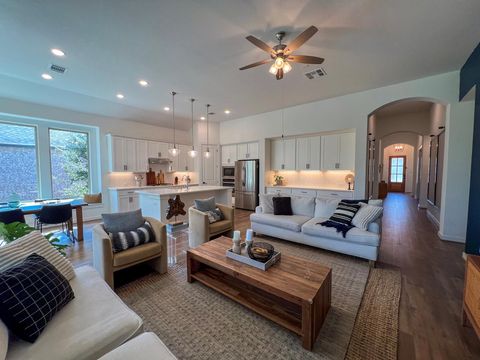 Tiny photo for 7615 Desert Needle DR, Lago Vista, TX 78645 (MLS # 2983571)