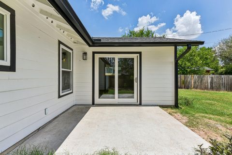 Tiny photo for 2938 Pecan Springs RD, Austin, TX 78723 (MLS # 3092531)