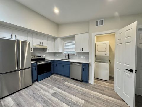 Photo of 110 E 30th ST #C, Austin, TX 78705 (MLS # 8665434)
