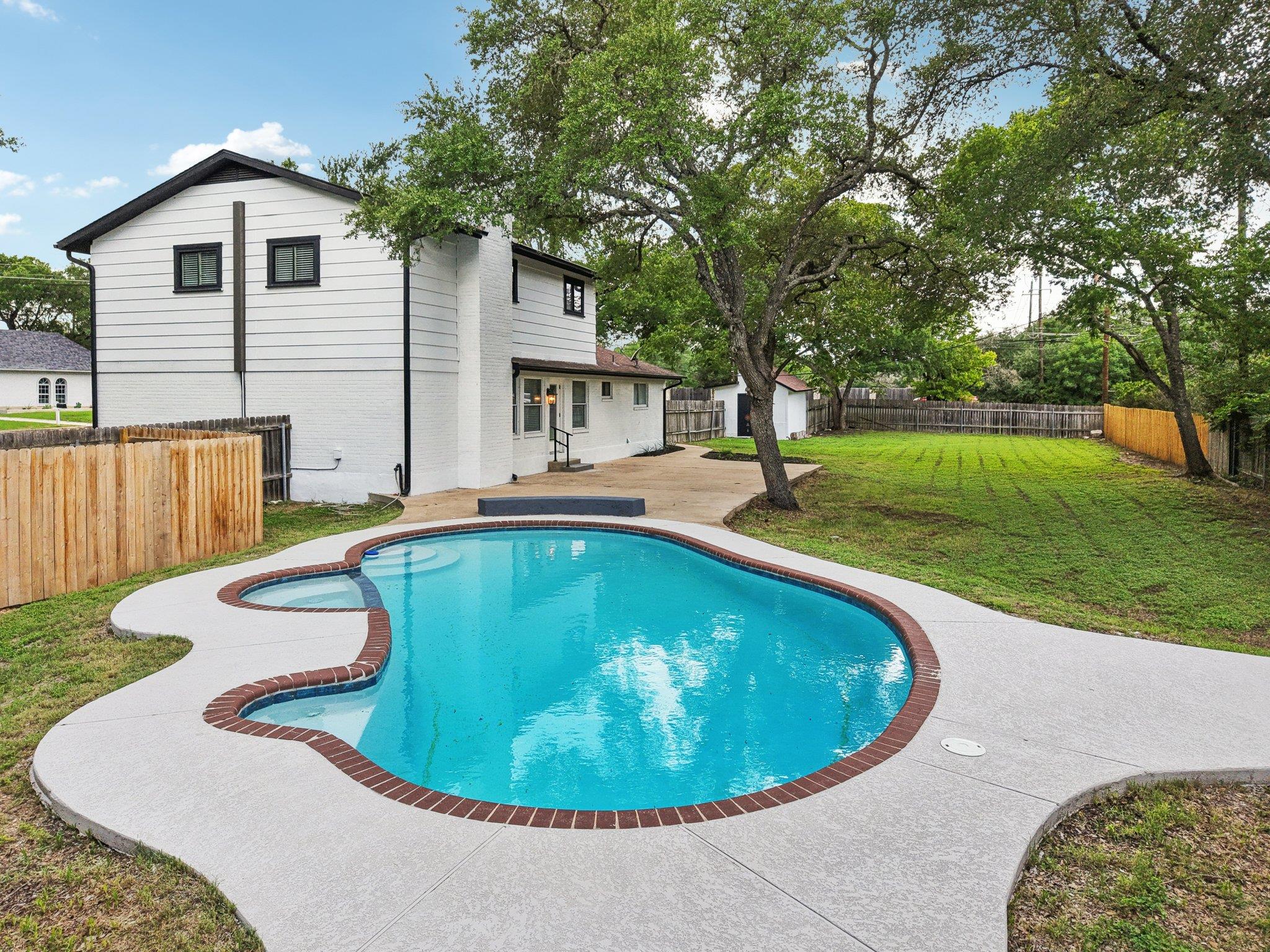 10101 Dobbin DR