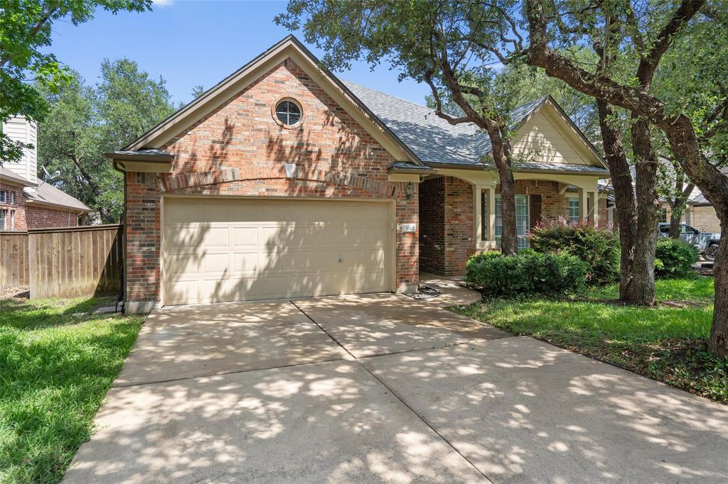 Photo of 10421 Hansa DR, Austin, TX 78739 (MLS # 9839978)