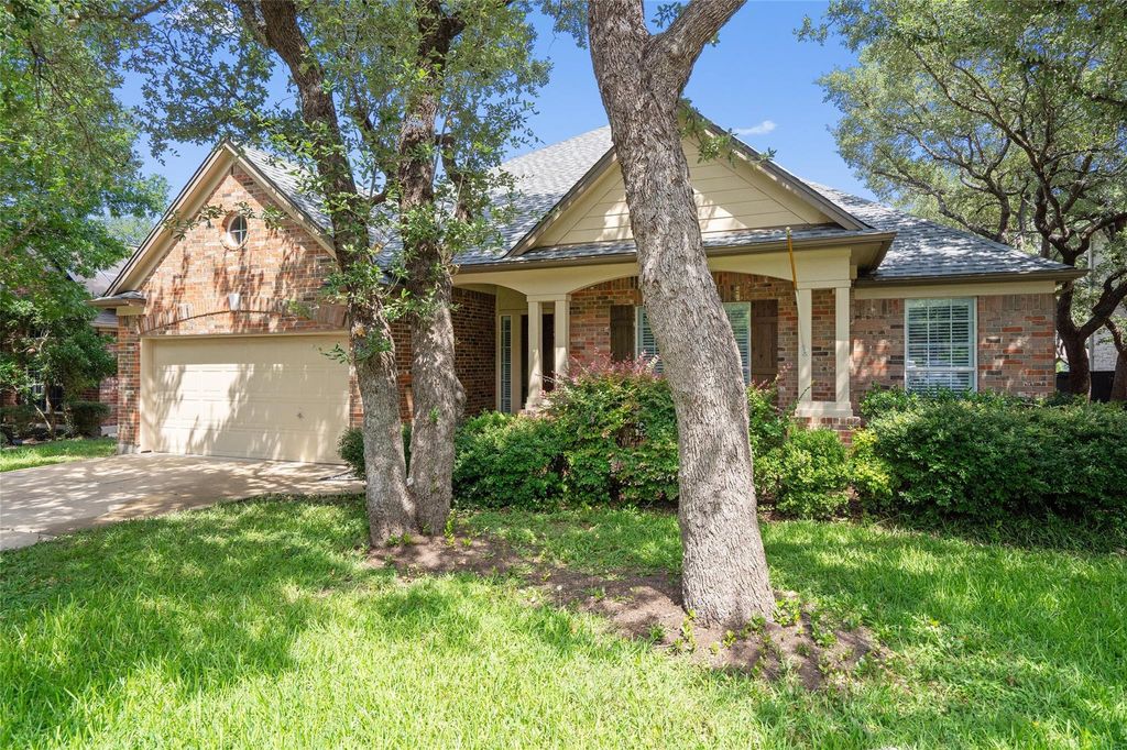 Photo of 10421 Hansa DR, Austin, TX 78739 (MLS # 9839978)