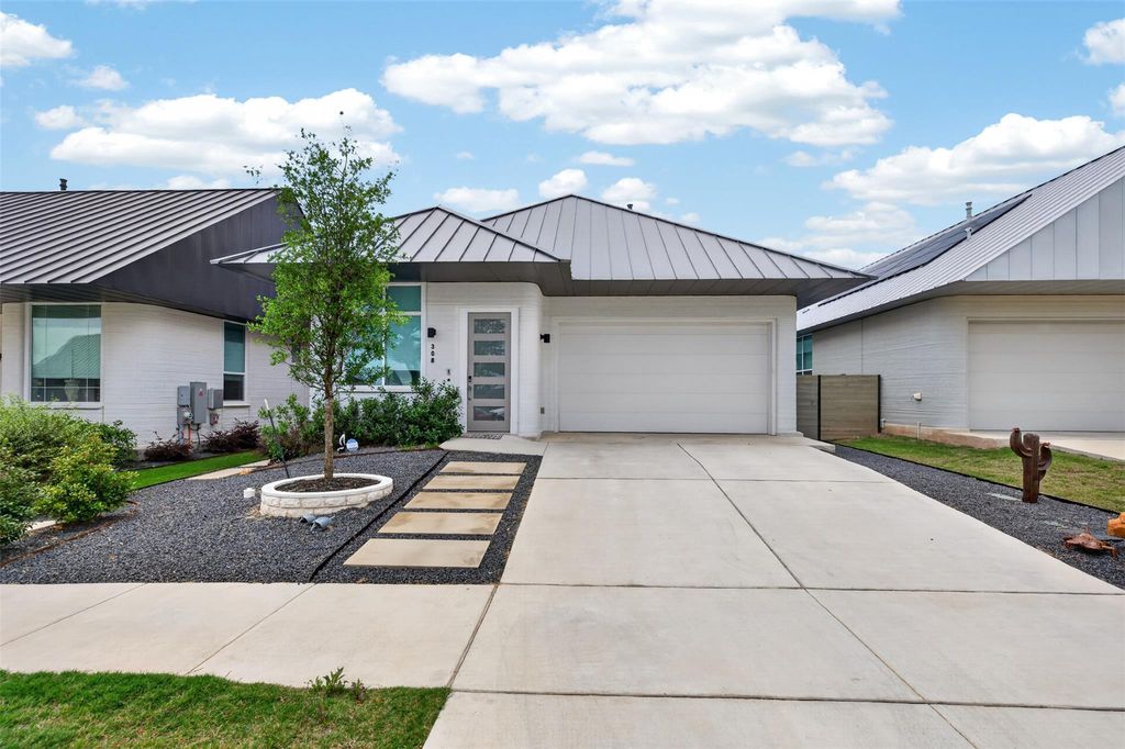 Photo of 308 Painted Sunset DR, Georgetown, TX 78628 (MLS # 2283329)