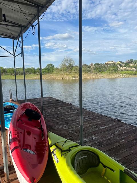 Tiny photo for 25404 Cove DR, Spicewood, TX 78669 (MLS # 4244074)