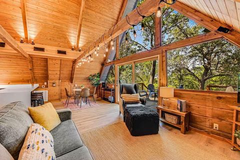 Tiny photo for 25404 Cove DR, Spicewood, TX 78669 (MLS # 4244074)