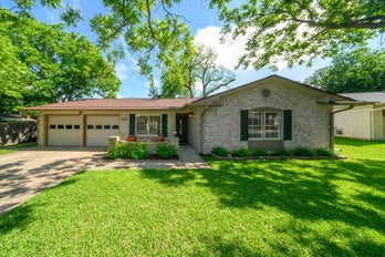 Single Family Residence at 2210 Kenbridge DR