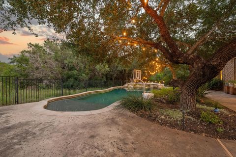 Tiny photo for 17309 Rush Pea CIR, Austin, TX 78738 (MLS # 8125093)