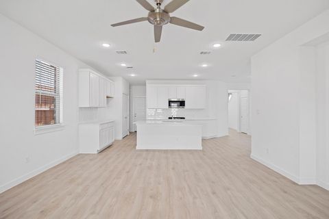 Tiny photo for 8014 Shining Flor RUN, Lago Vista, TX 78645 (MLS # 4339484)