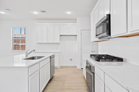 Tiny photo for 8014 Shining Flor RUN, Lago Vista, TX 78645 (MLS # 4339484)