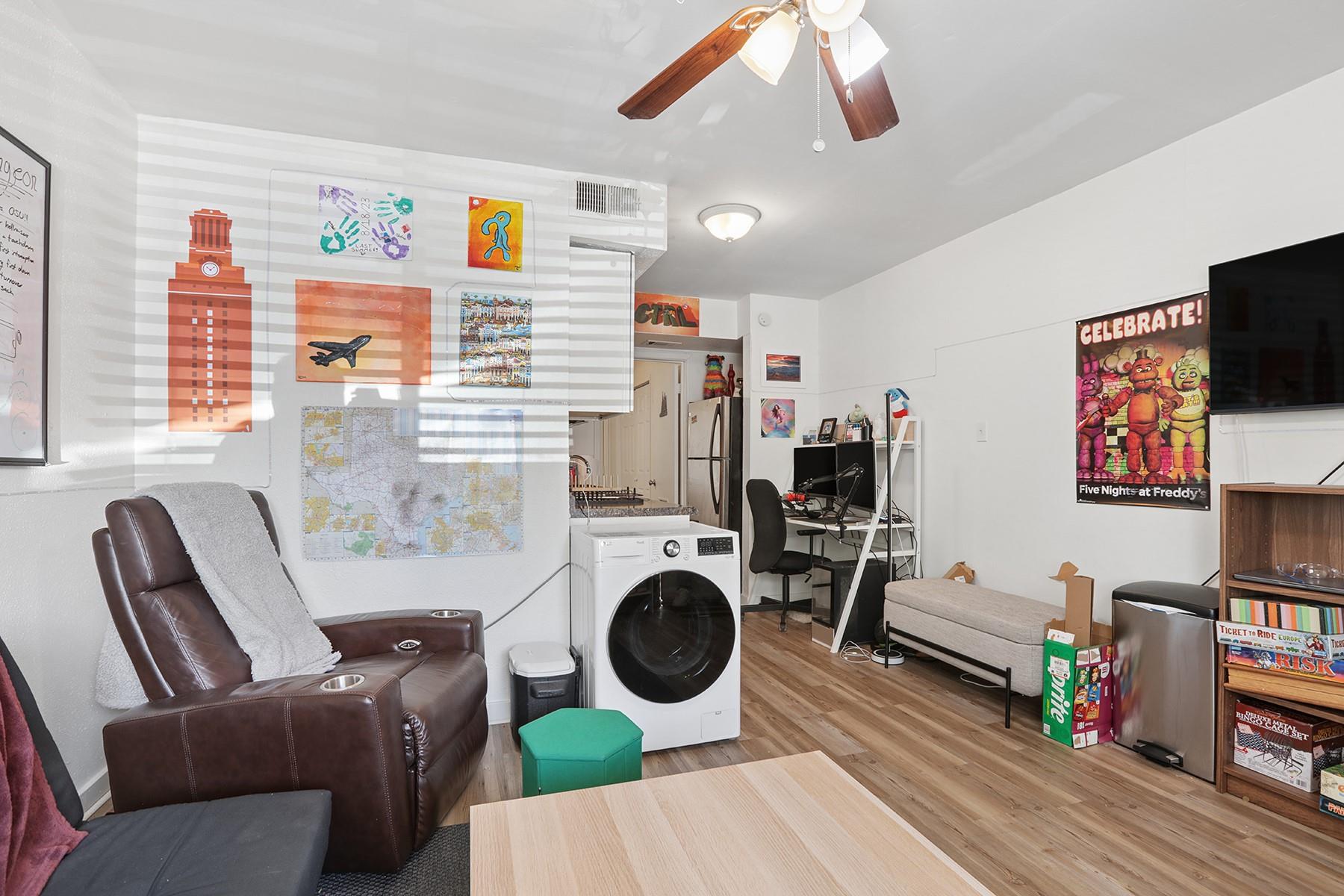 1010 W 23rd ST 5