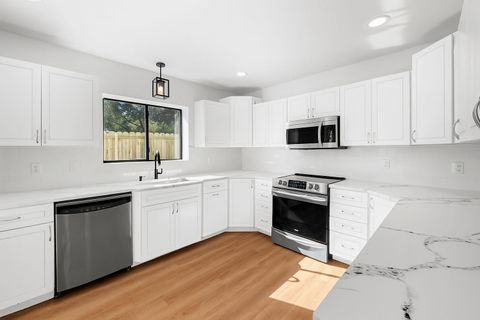 Tiny photo for 20204 Barnett Glenn RD, Spicewood, TX 78669 (MLS # 7750894)