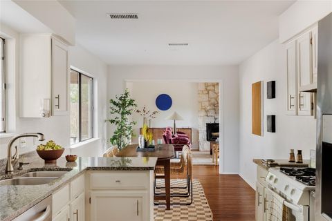 Tiny photo for 7806 Beauregard CIR, Austin, TX 78745 (MLS # 2617583)