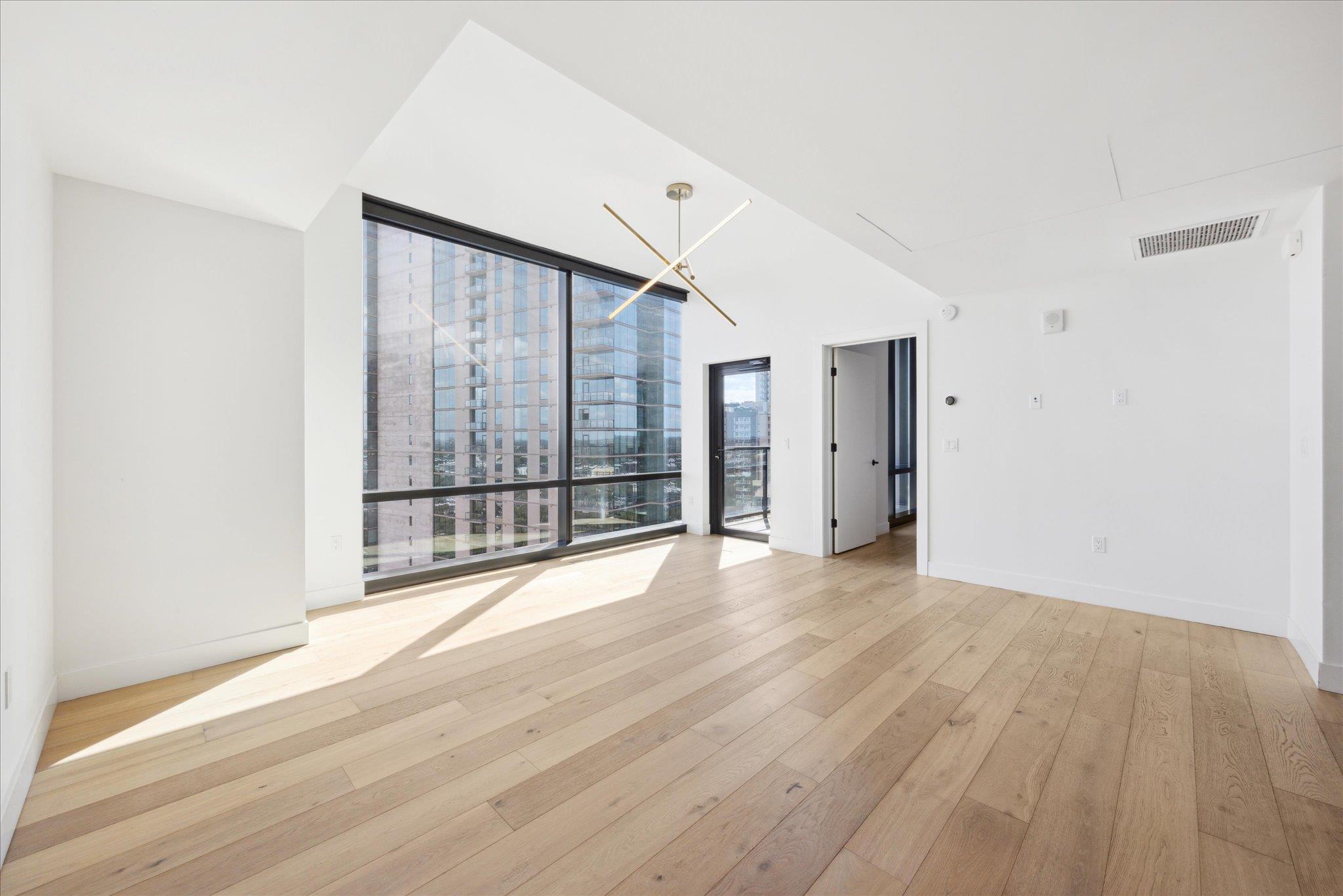 70 Rainey ST 2505