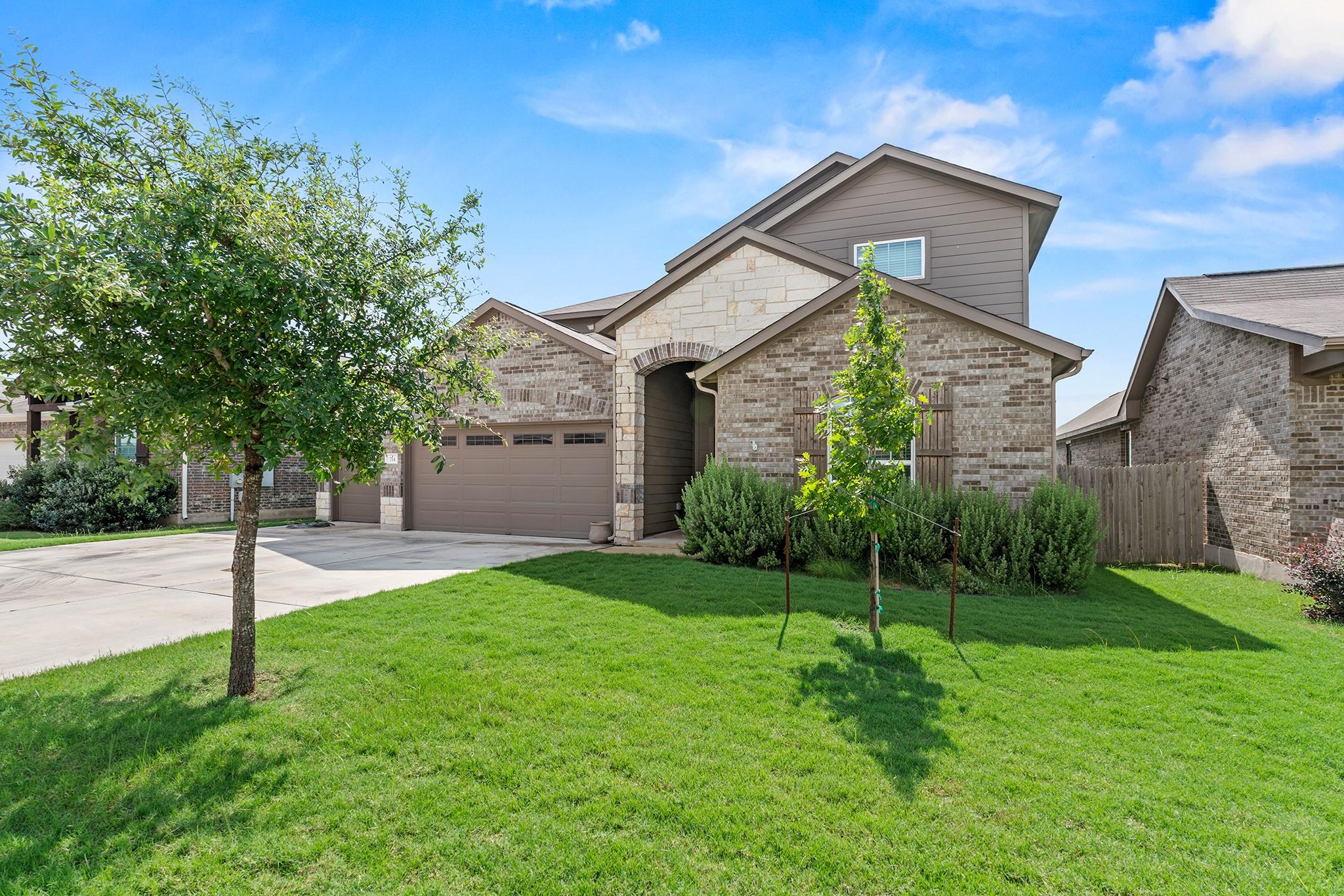 714 Carol DR
