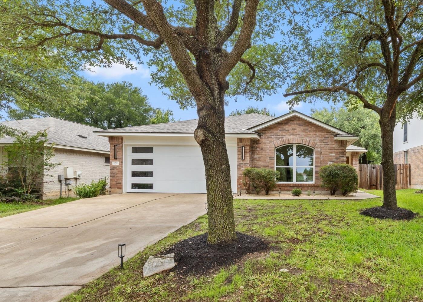 3763 Castle Rock DR