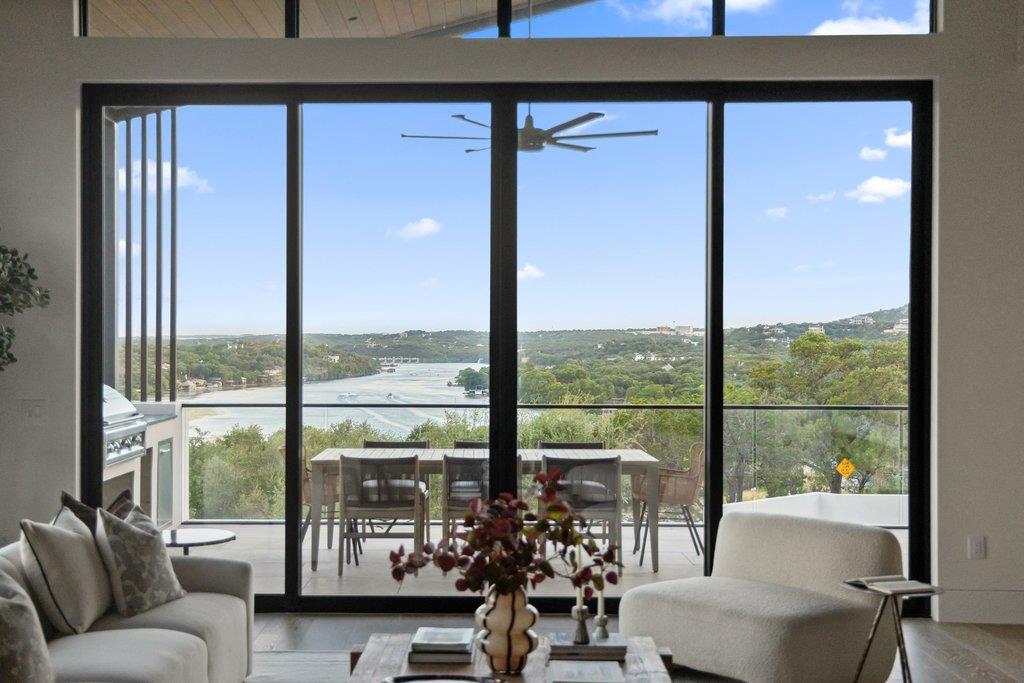 3501 Mount Bonnell RD