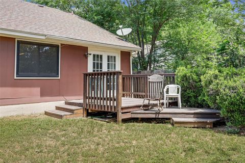 Tiny photo for 12319 Emery Oaks RD, Austin, TX 78758 (MLS # 3058893)