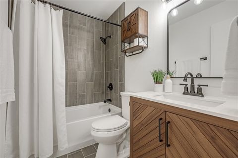 Tiny photo for 12319 Emery Oaks RD, Austin, TX 78758 (MLS # 3058893)