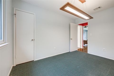Tiny photo for 12319 Emery Oaks RD, Austin, TX 78758 (MLS # 3058893)