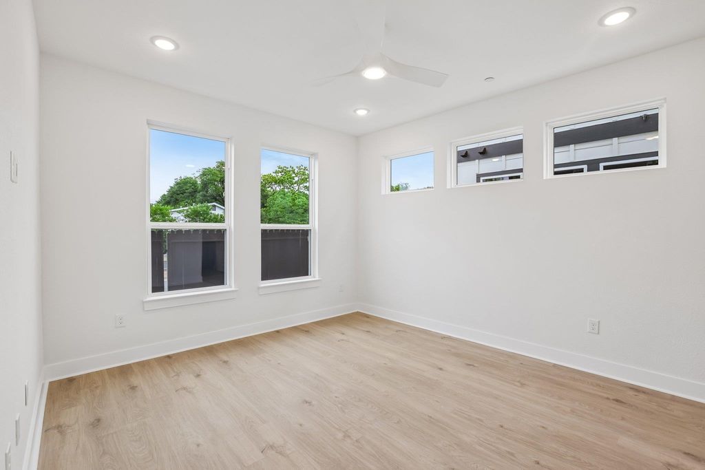 Photo of 200 W 56th ST #1104, Austin, TX 78751 (MLS # 5841376)
