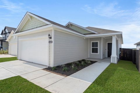 Tiny photo for 11608 Murano DR, Austin, TX 78747 (MLS # 2348073)