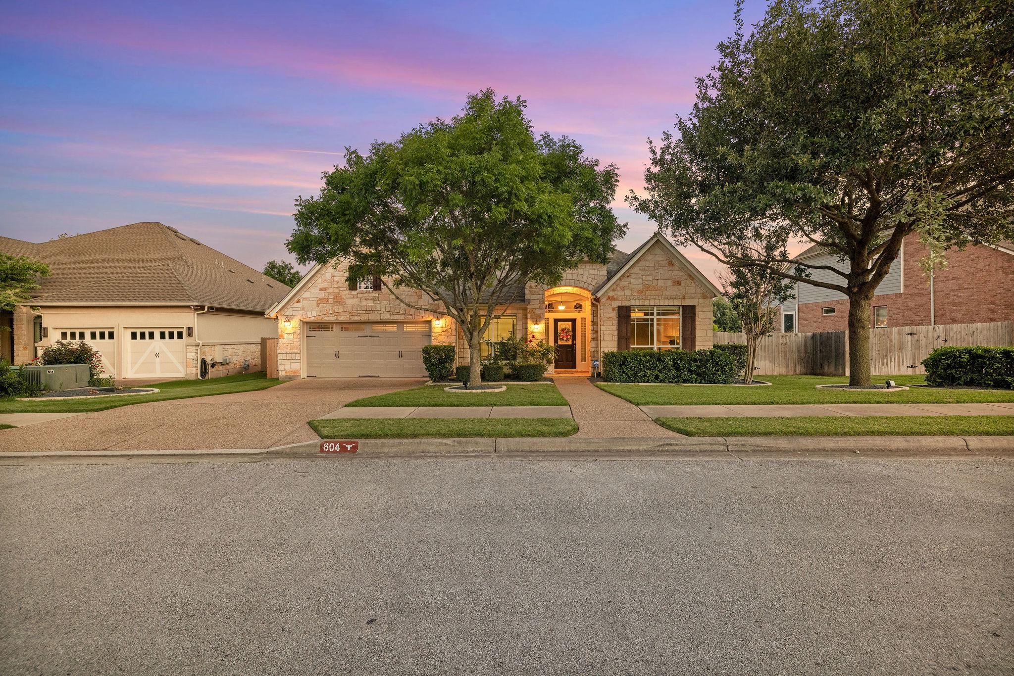 604 Navigator DR