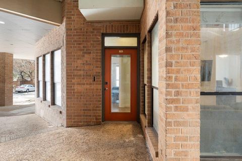 Photo of 1910 Robbins PL #106, Austin, TX 78705 (MLS # 2904557)