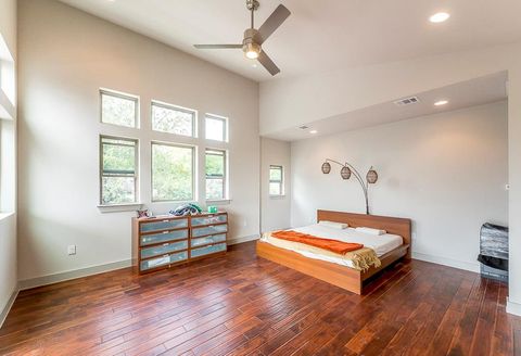 Tiny photo for 2501 E 9th ST, Austin, TX 78702 (MLS # 6661358)
