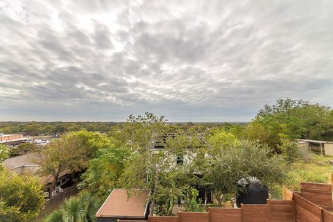 Tiny photo for 2501 E 9th ST, Austin, TX 78702 (MLS # 6661358)