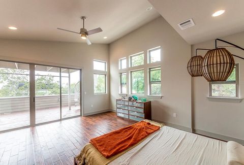 Tiny photo for 2501 E 9th ST, Austin, TX 78702 (MLS # 6661358)