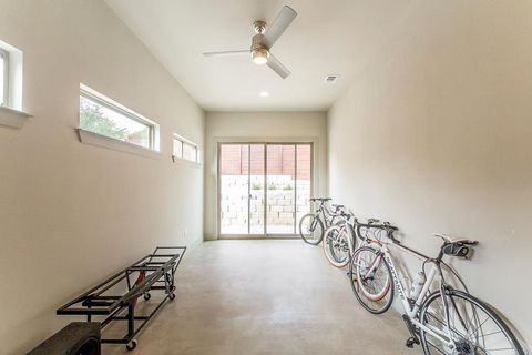 Tiny photo for 2501 E 9th ST, Austin, TX 78702 (MLS # 6661358)
