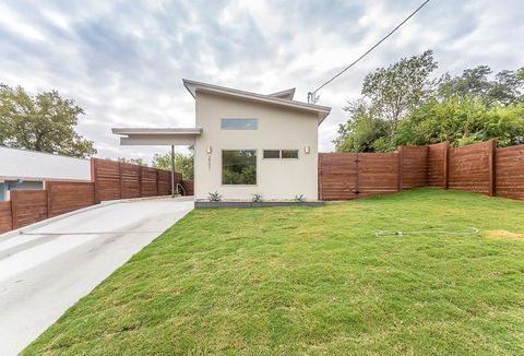 Tiny photo for 2501 E 9th ST, Austin, TX 78702 (MLS # 6661358)