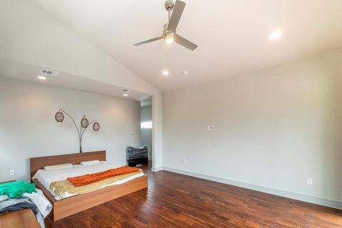 Tiny photo for 2501 E 9th ST, Austin, TX 78702 (MLS # 6661358)