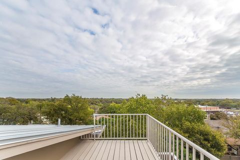 Tiny photo for 2501 E 9th ST, Austin, TX 78702 (MLS # 6661358)