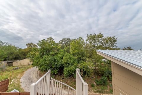 Tiny photo for 2501 E 9th ST, Austin, TX 78702 (MLS # 6661358)
