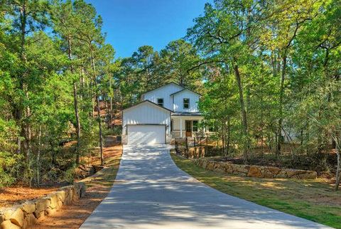 108 Huelo CT Bastrop TX 78602