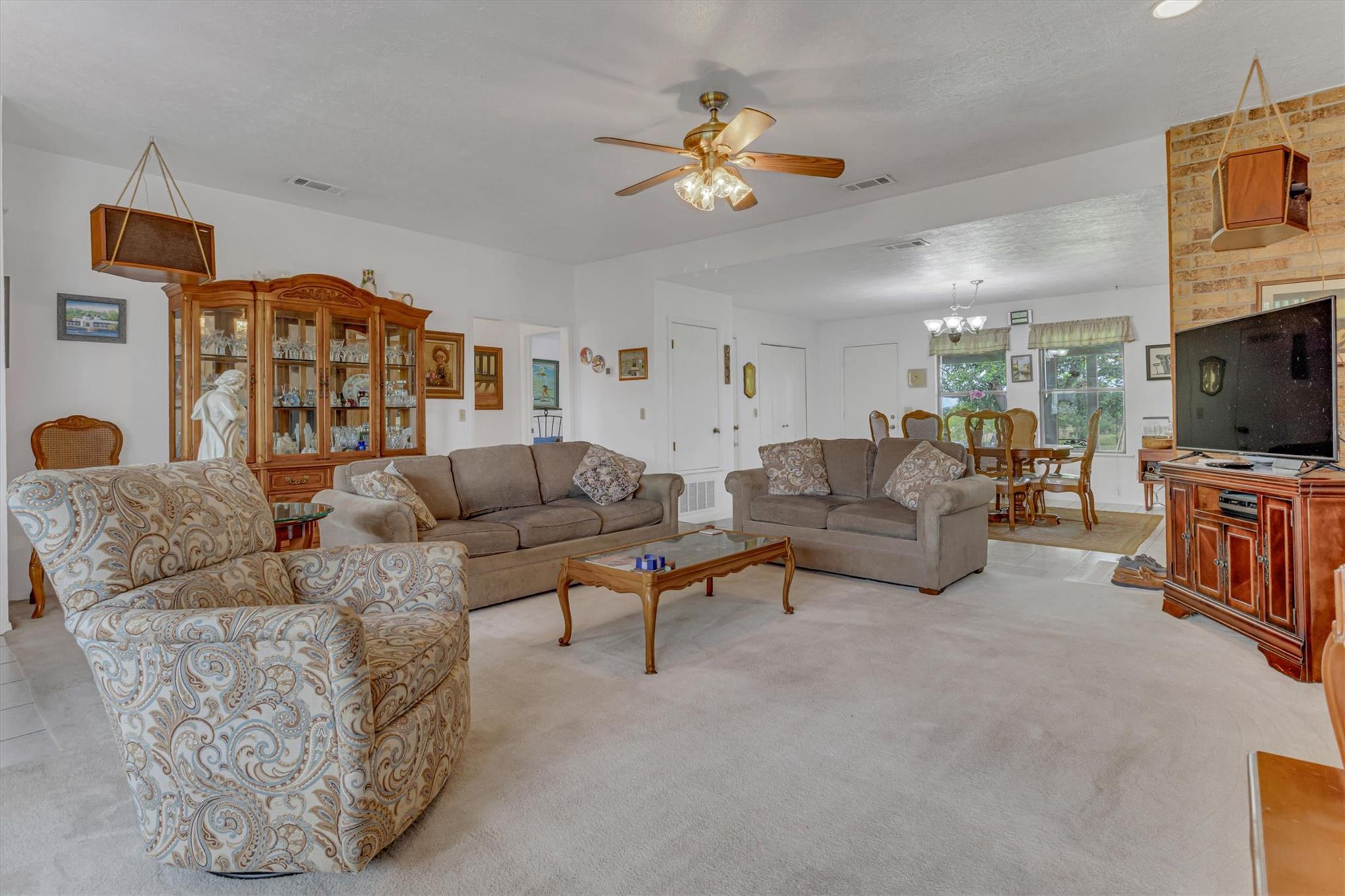 12800 Quarterhorse DR
