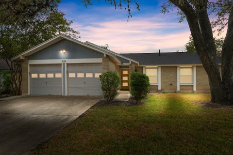 Tiny photo for 1014 Hillside Oaks DR, Austin, TX 78745 (MLS # 5072287)