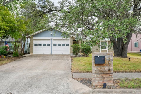 Tiny photo for 1014 Hillside Oaks DR, Austin, TX 78745 (MLS # 5072287)