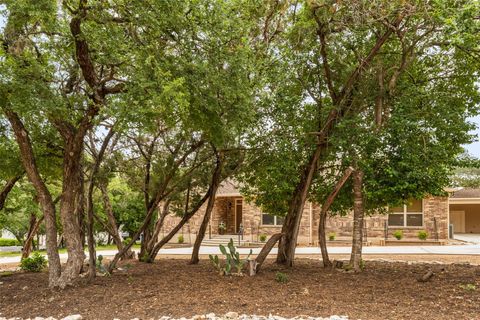 Photo of 805 Willow Creek CIR, San Marcos, TX 78666 (MLS # 8114743)