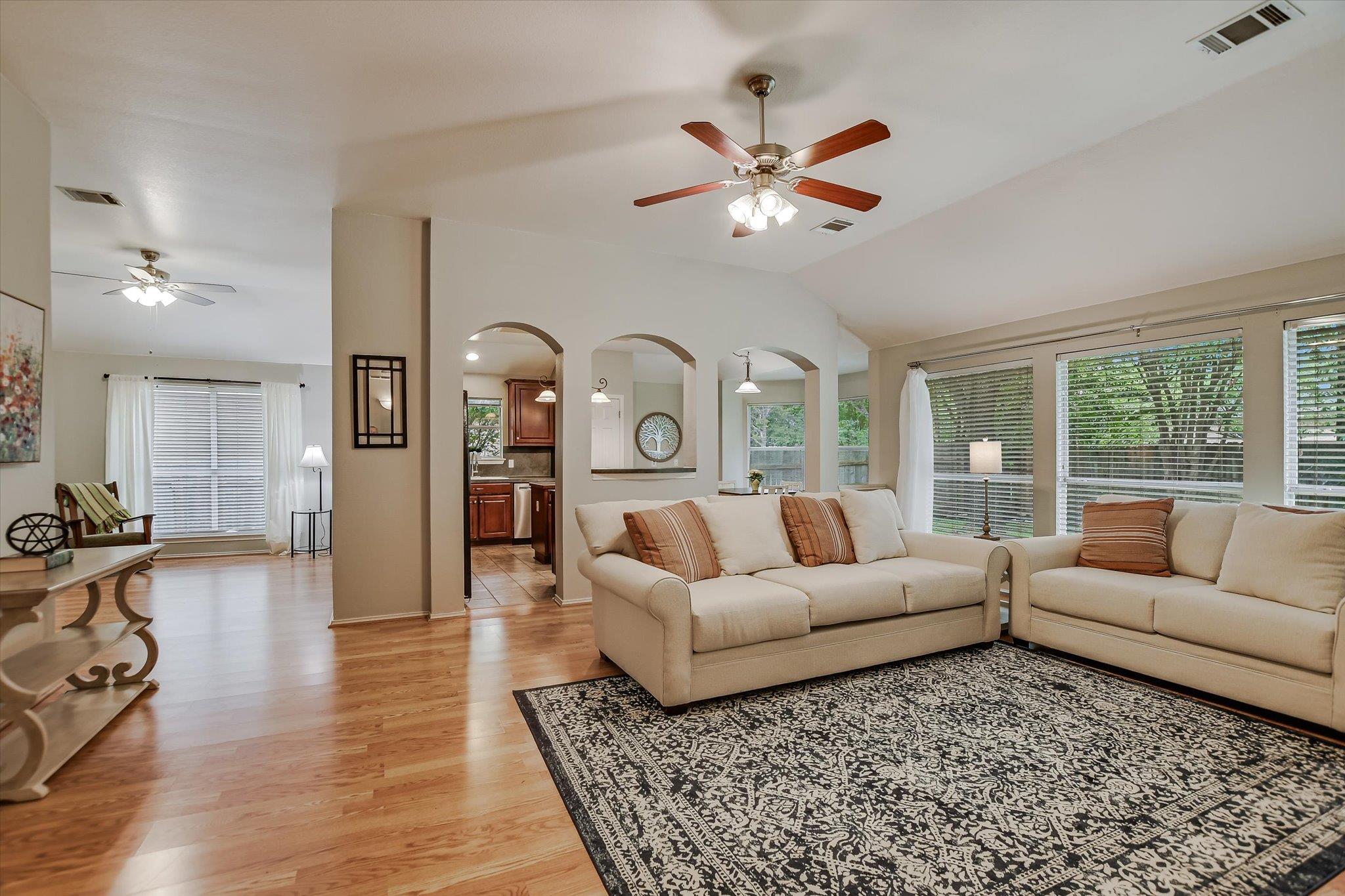 1515 Laurel Oak LOOP