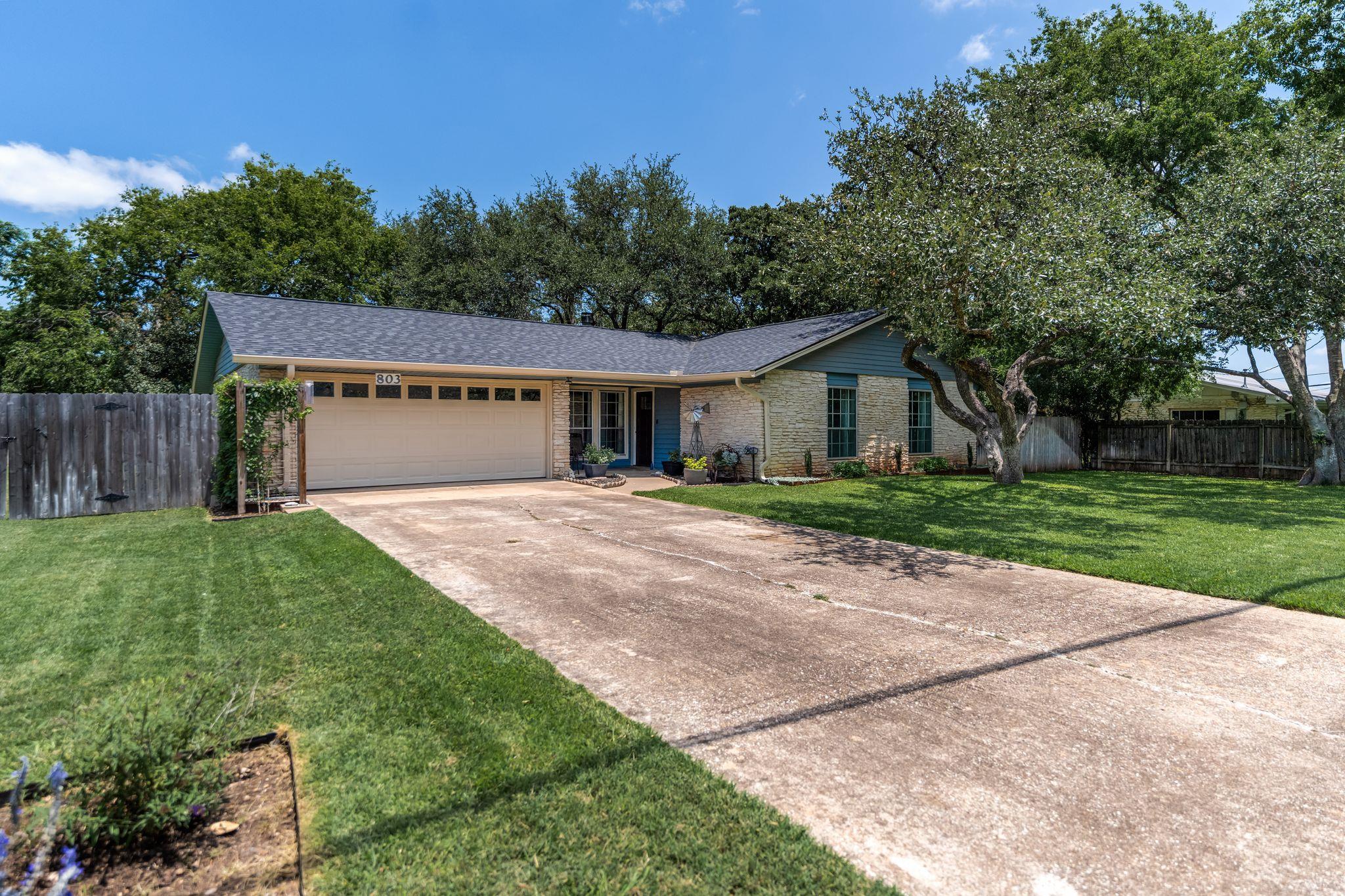 803 Lone Star DR