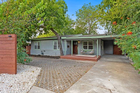 Photo of 5218 Woodrow Ave, Austin, TX 78756 (MLS # 9095444)